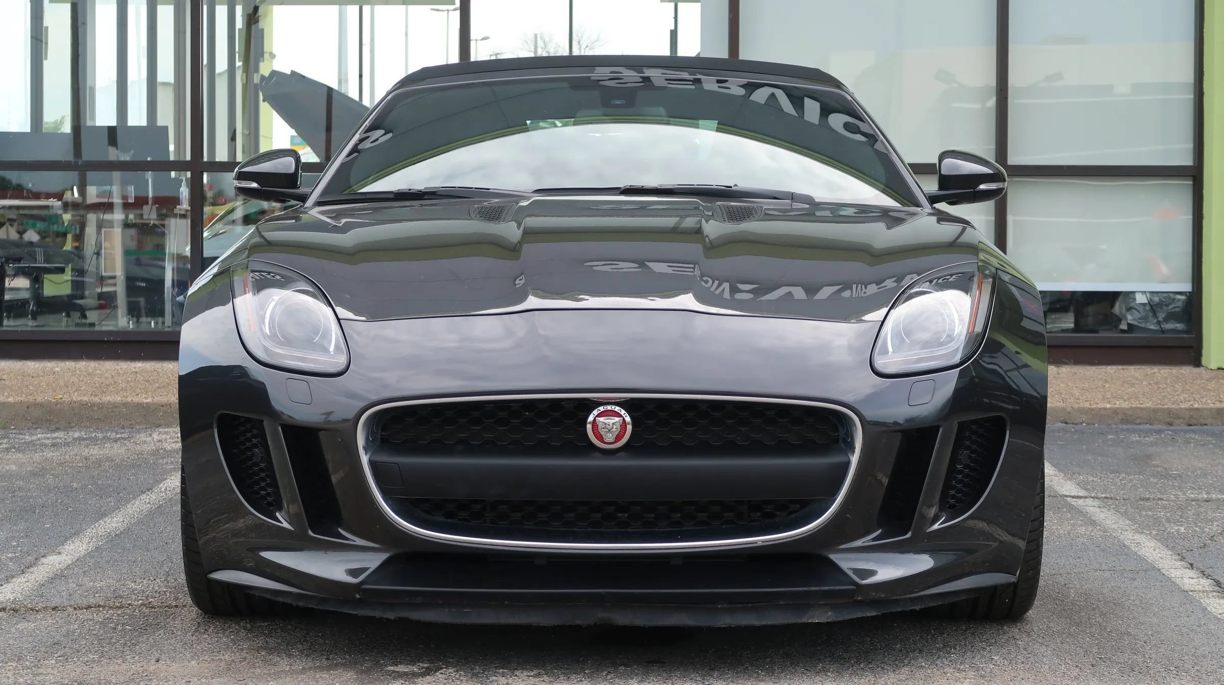 Used 2016 Jaguar F-TYPE Convertible RWD image 2