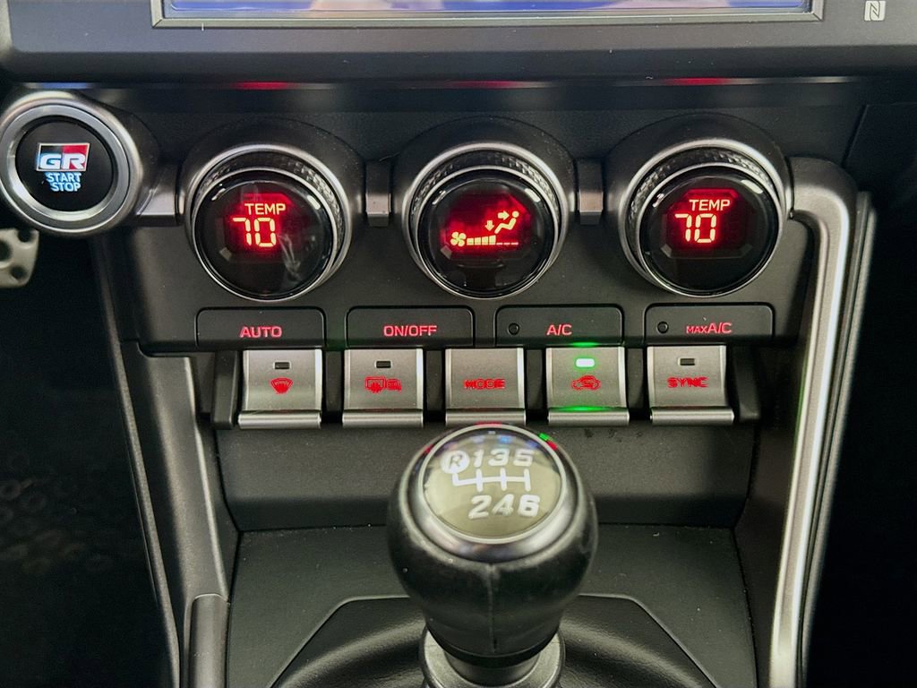 Used 2023 Toyota GR86 Premium w/ ALL Weather Mat Package (TMS) image 15