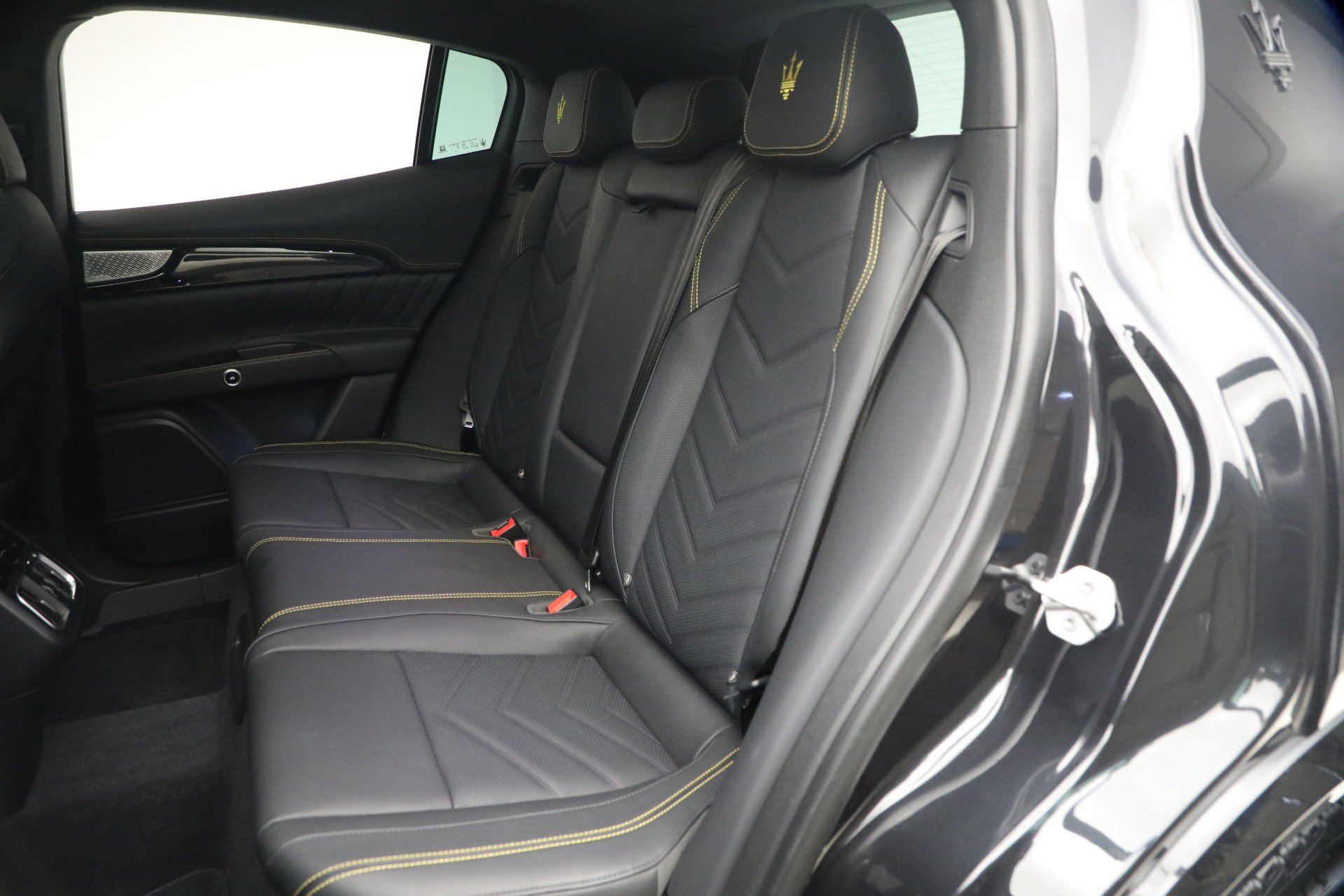 Certified 2023 Maserati Grecale Modena image 19