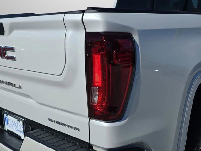 Used 2020 GMC Sierra 1500 Denali w/ Denali Ultimate Package AWD/4WD image 7