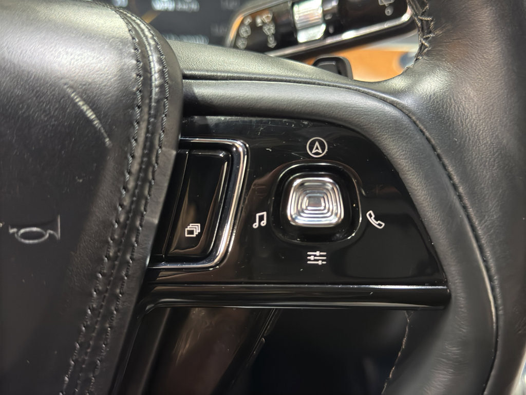 Used 2023 Lincoln Aviator Reserve w/ Equipment Group 201A image 27