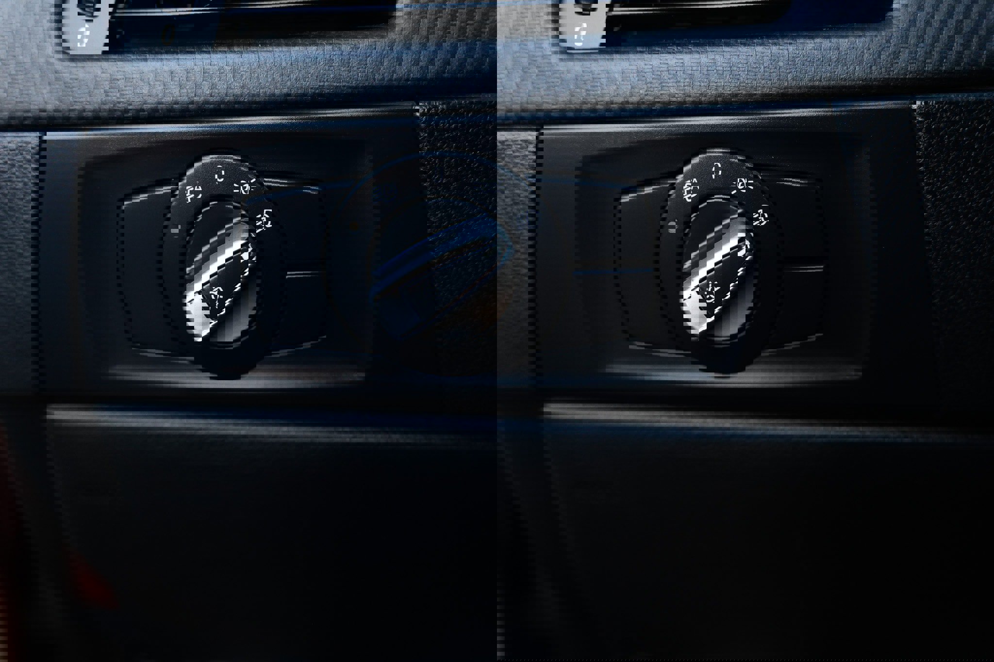 Used 2013 BMW M3 Convertible image 48