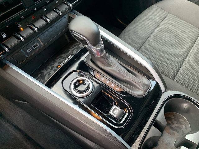 Used 2024 Chevrolet Colorado LT w/ LT Convenience Package II image 28