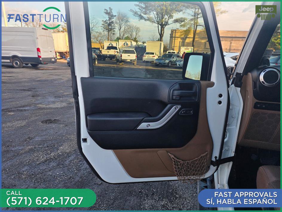 Used 2012 Jeep Wrangler Rubicon w/ PWR Convenience Group image 9