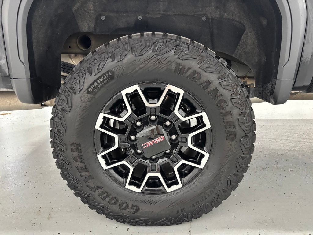 Used 2026 GMC Sierra 2500 AT4X AWD/4WD image 65