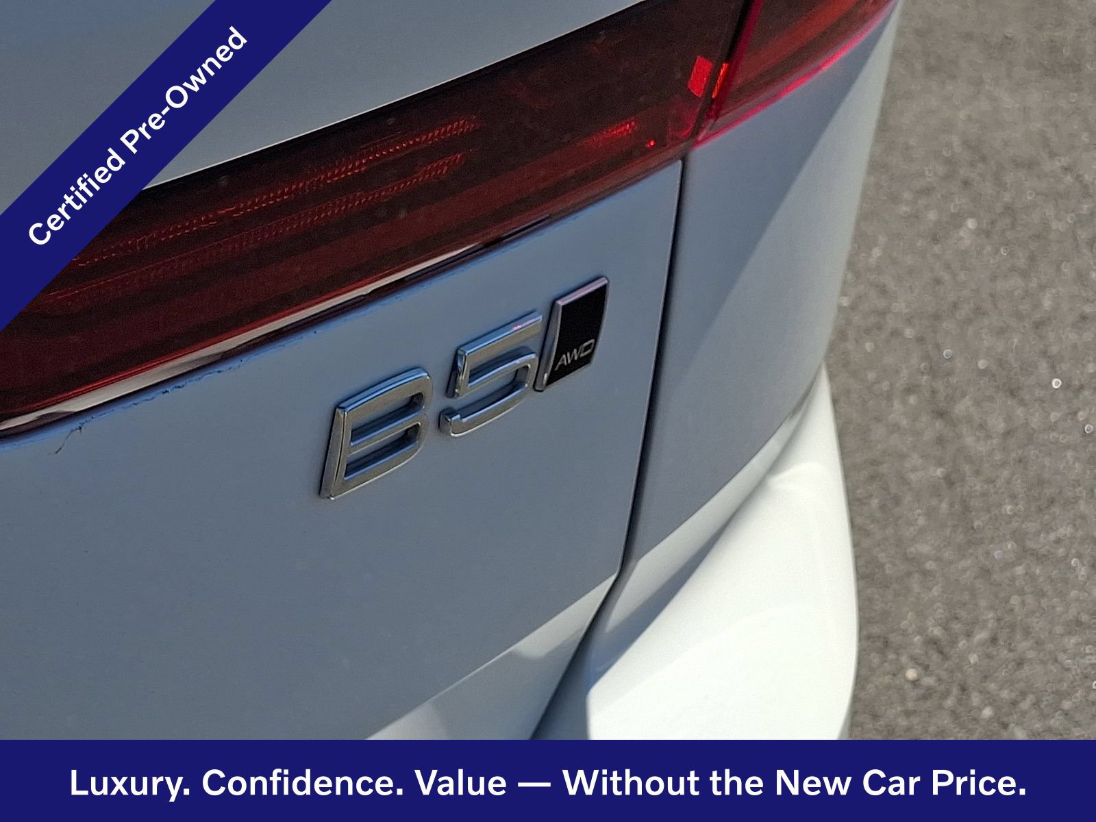 Certified 2026 Volvo XC60 B5 Plus AWD/4WD image 31
