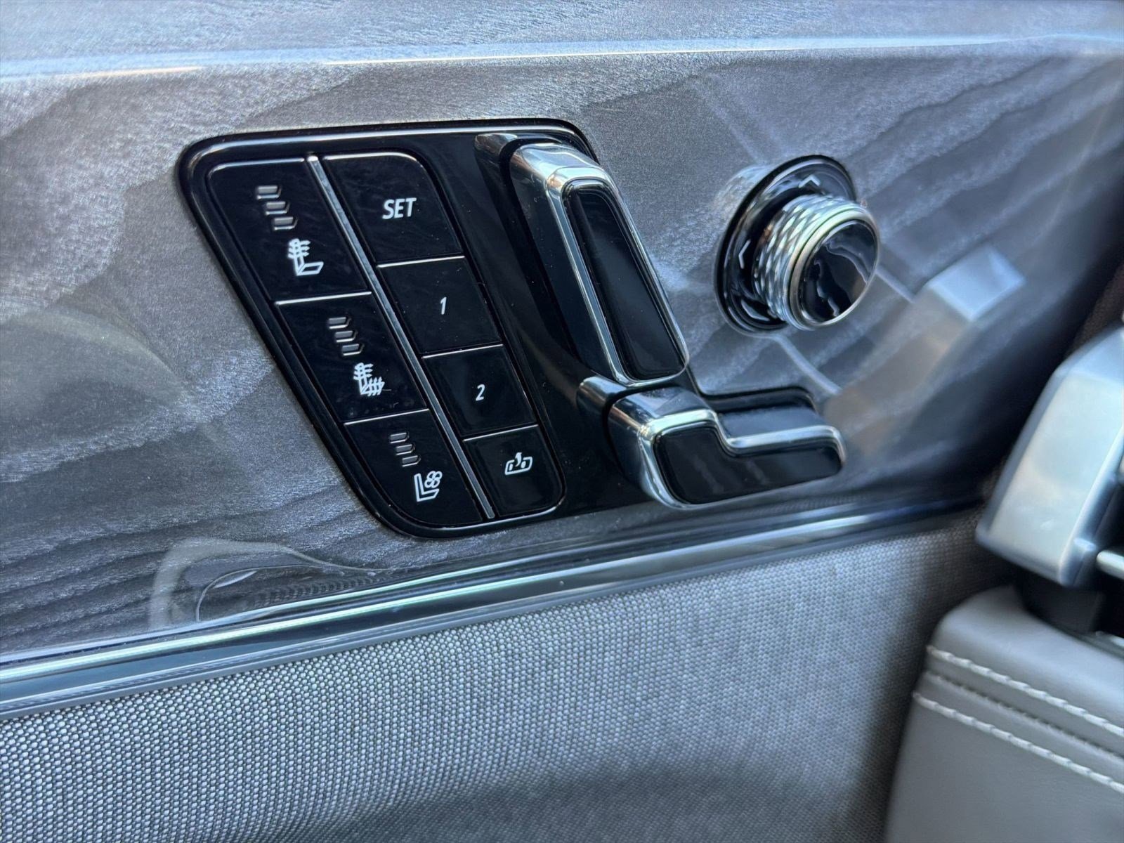 Certified 2025 Cadillac Escalade IQ Luxury 1 image 21