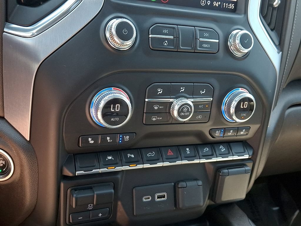 Certified 2022 GMC Sierra 1500 SLT w/ SLT Premium Plus Package AWD/4WD image 16
