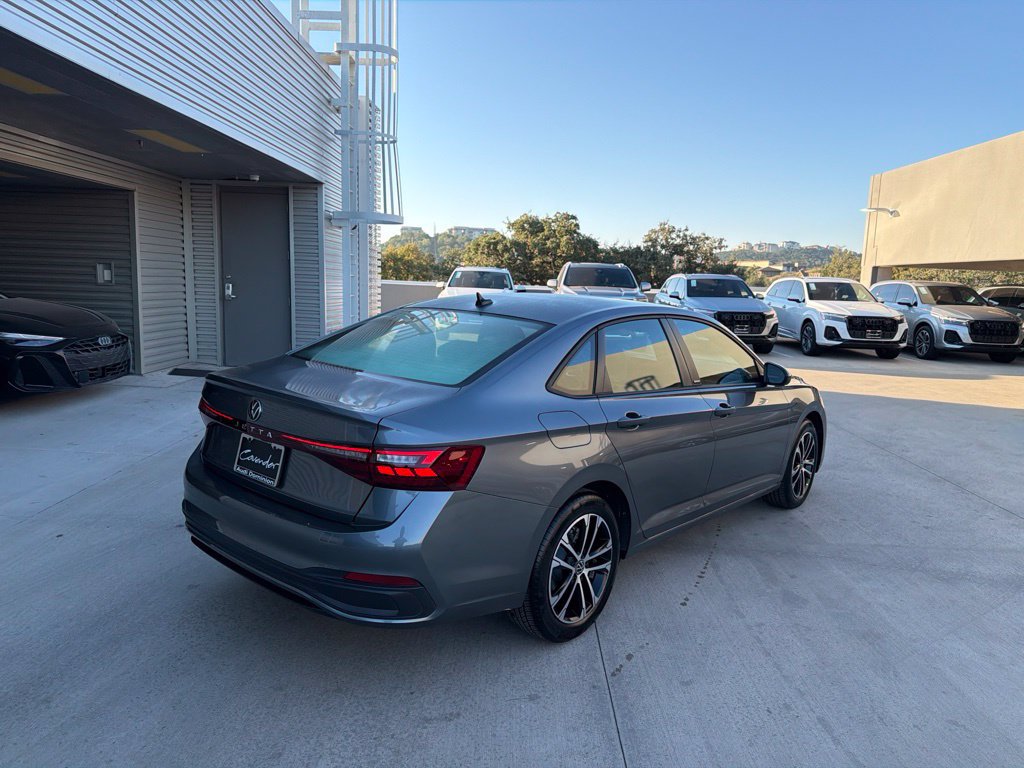 Used 2026 Volkswagen Jetta Sport FWD image 8