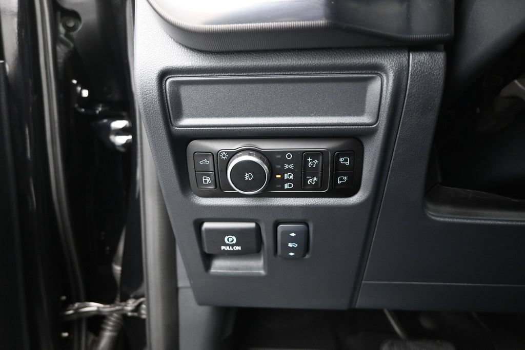 Used 2025 Ford F150 Lariat w/ Equipment Group 501A Mid AWD/4WD image 12
