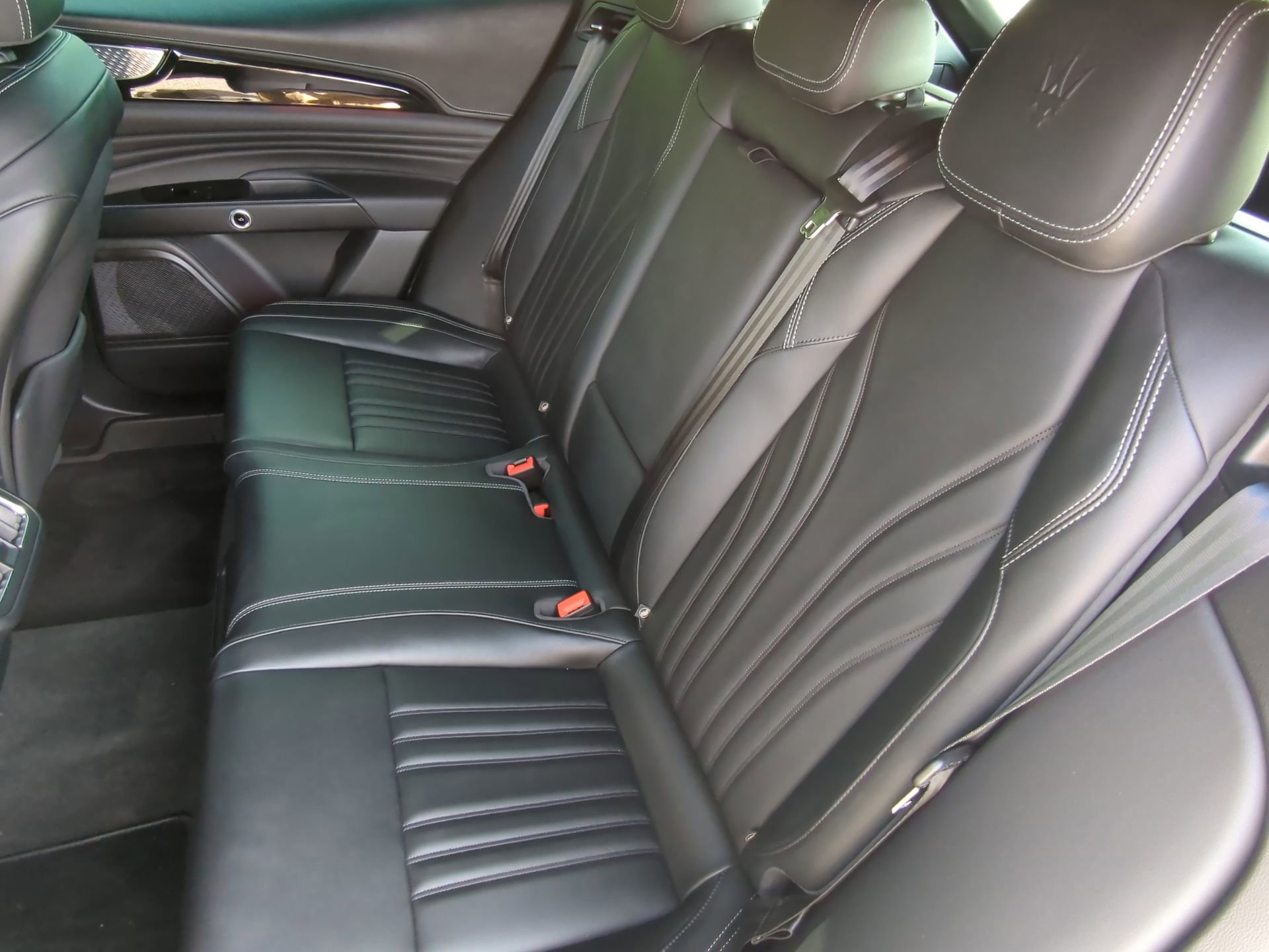 Used 2025 Maserati Grecale Modena AWD/4WD image 47