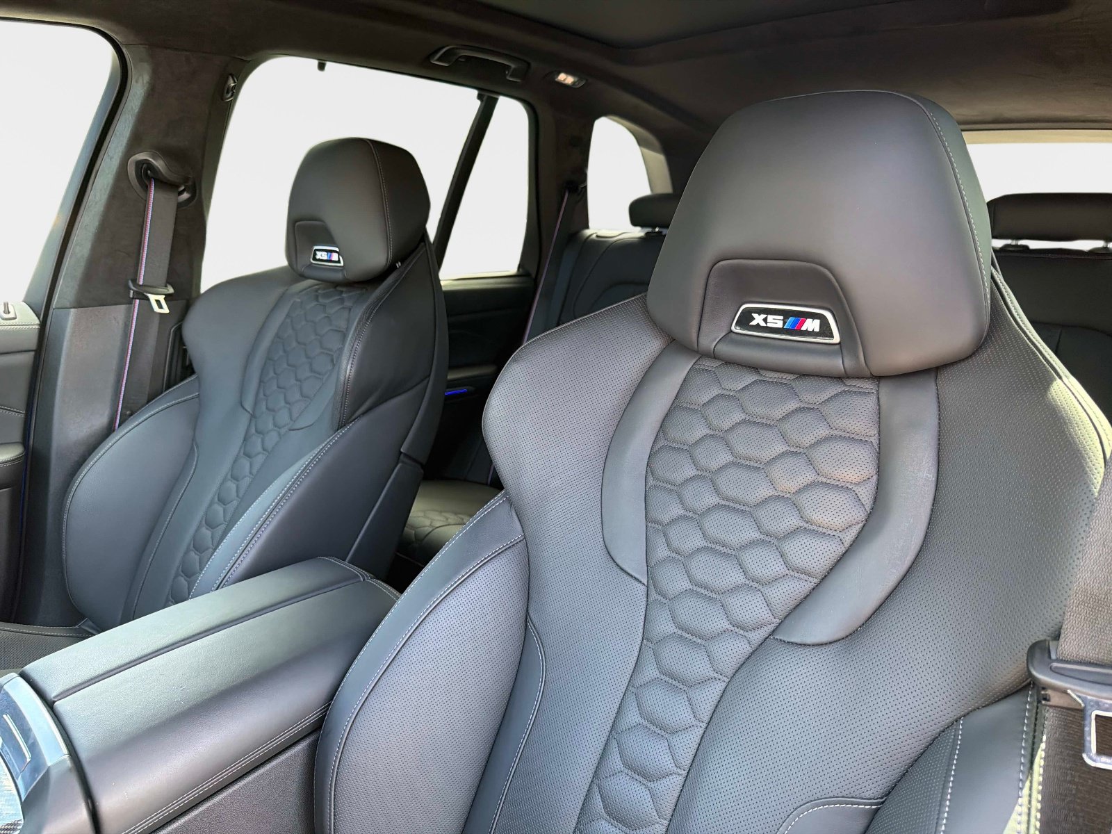Used 2025 BMW X5 M Competition w/ Executive Package AWD/4WD image 40