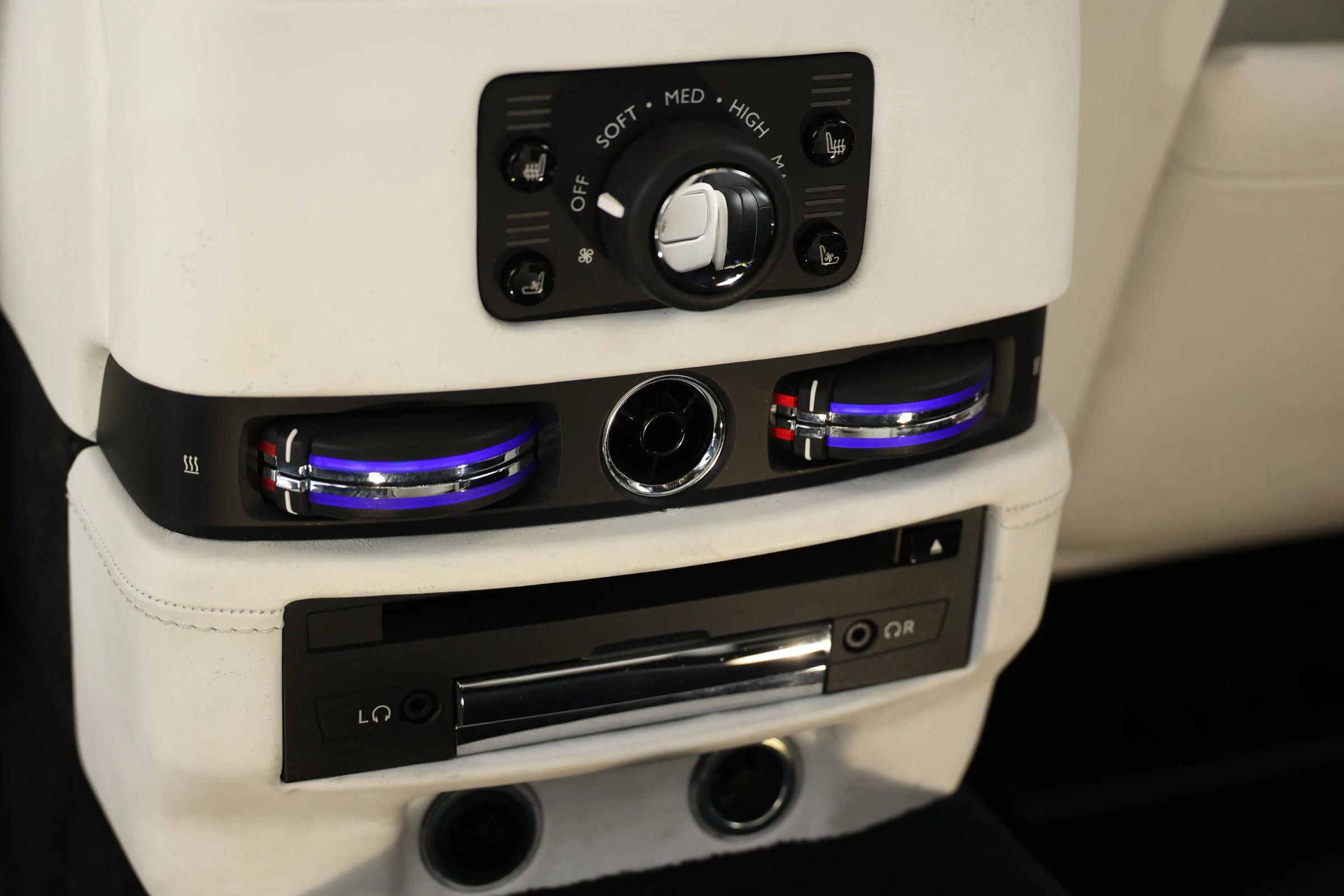 Used 2017 Rolls-Royce Ghost Series II Sedan 4D image 71