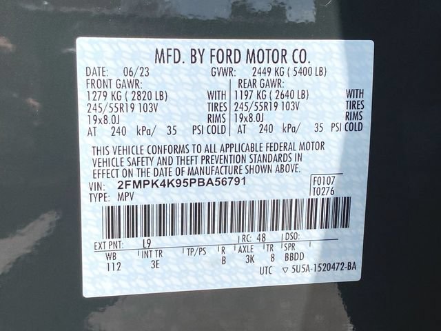 Used 2023 Ford Edge Titanium w/ Class II Trailer Tow Package AWD/4WD image 33