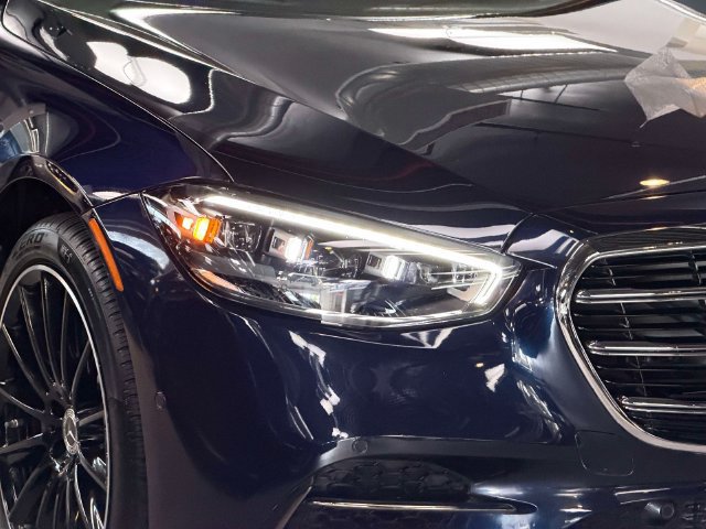Certified 2024 Mercedes-Benz S 580 4MATIC Sedan w/ AMG Line image 8