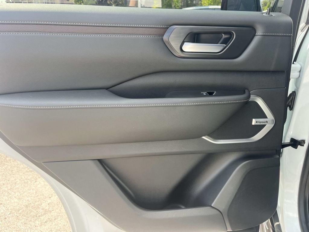 Used 2025 Nissan Armada Platinum Reserve w/ Convenience Package AWD/4WD image 22