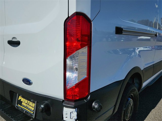 Used 2023 Ford Transit 250 Medium Roof w/ Load Area Protection Package image 11