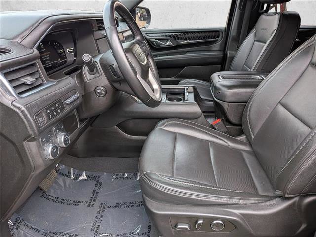 Used 2023 GMC Yukon Denali image 11