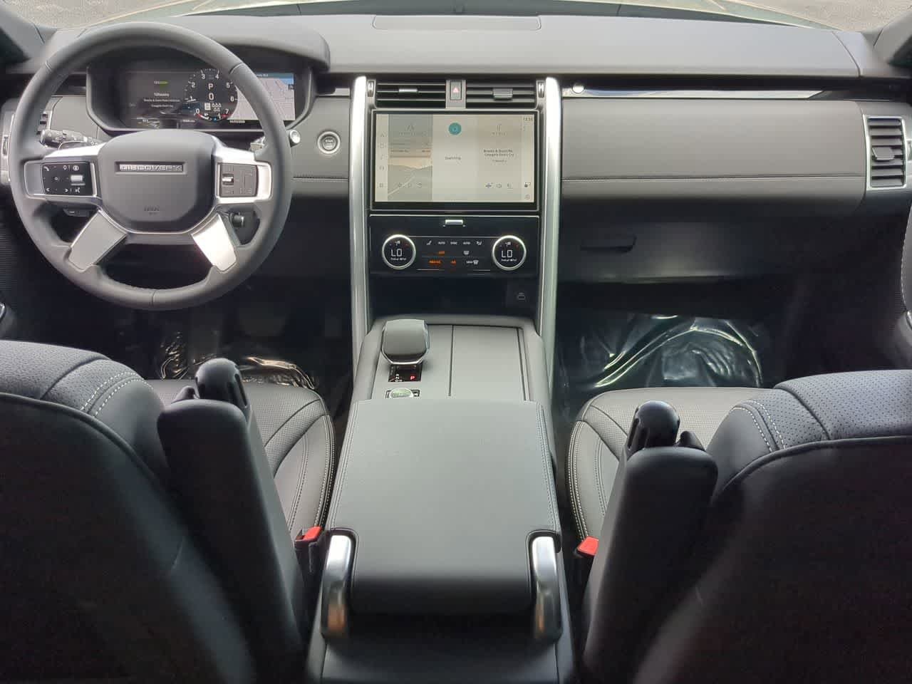 Certified 2025 Land Rover Discovery S AWD/4WD image 16