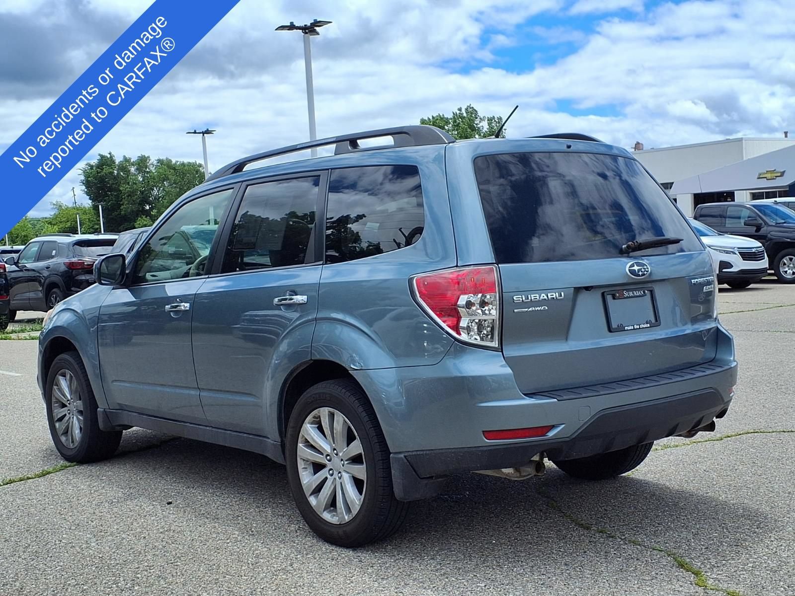 Used 2013 Subaru Forester 2.5X Premium w/ Plus Pkg AWD/4WD image 8