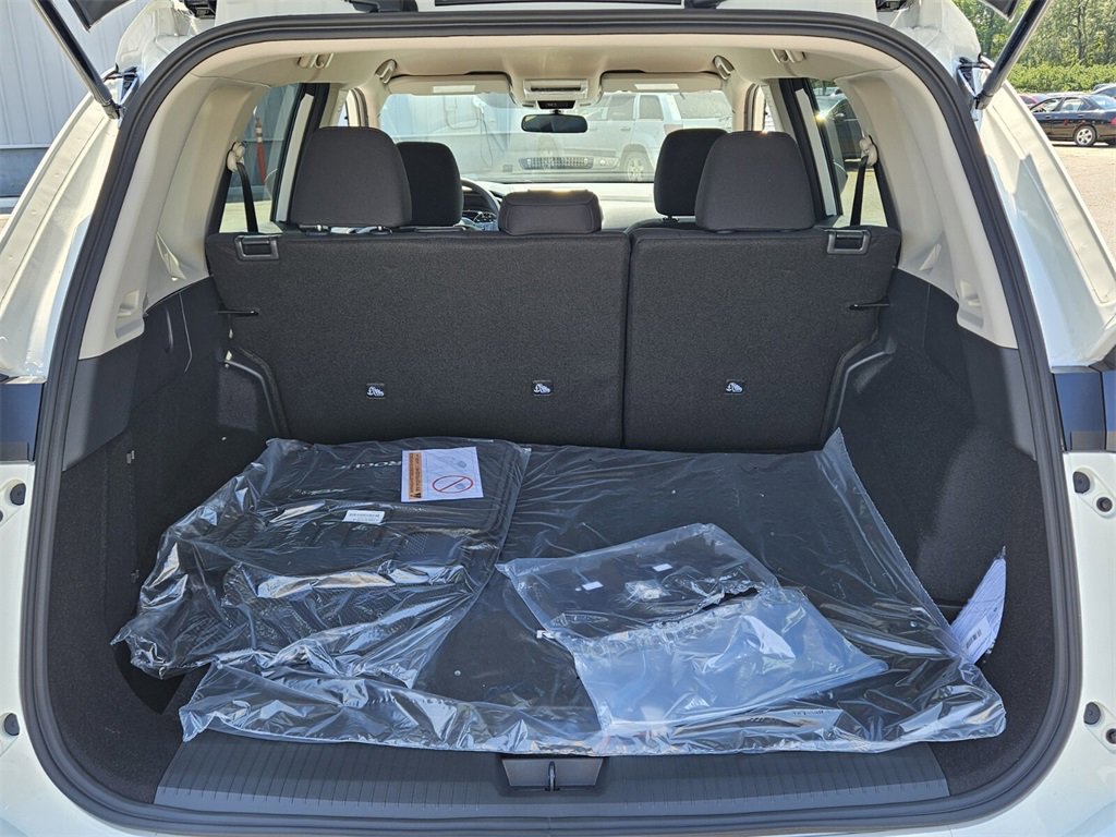 New 2026 Nissan Rogue S image 9