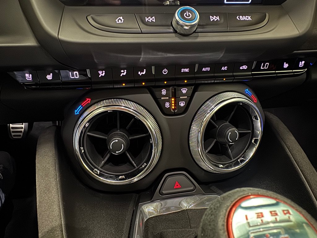 Used 2017 Chevrolet Camaro ZL1 RWD image 20