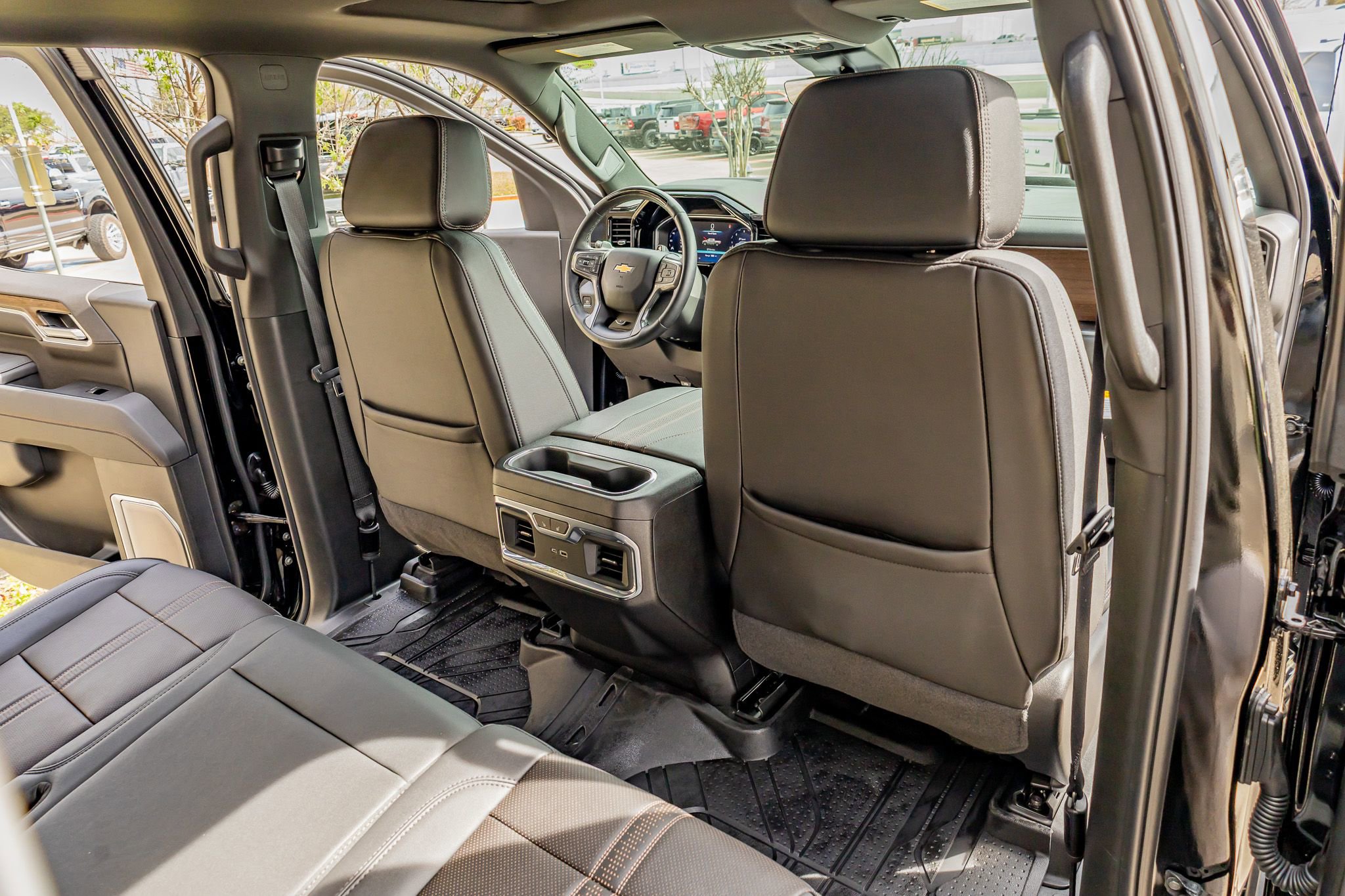 Used 2026 Chevrolet Silverado 1500 High Country image 31