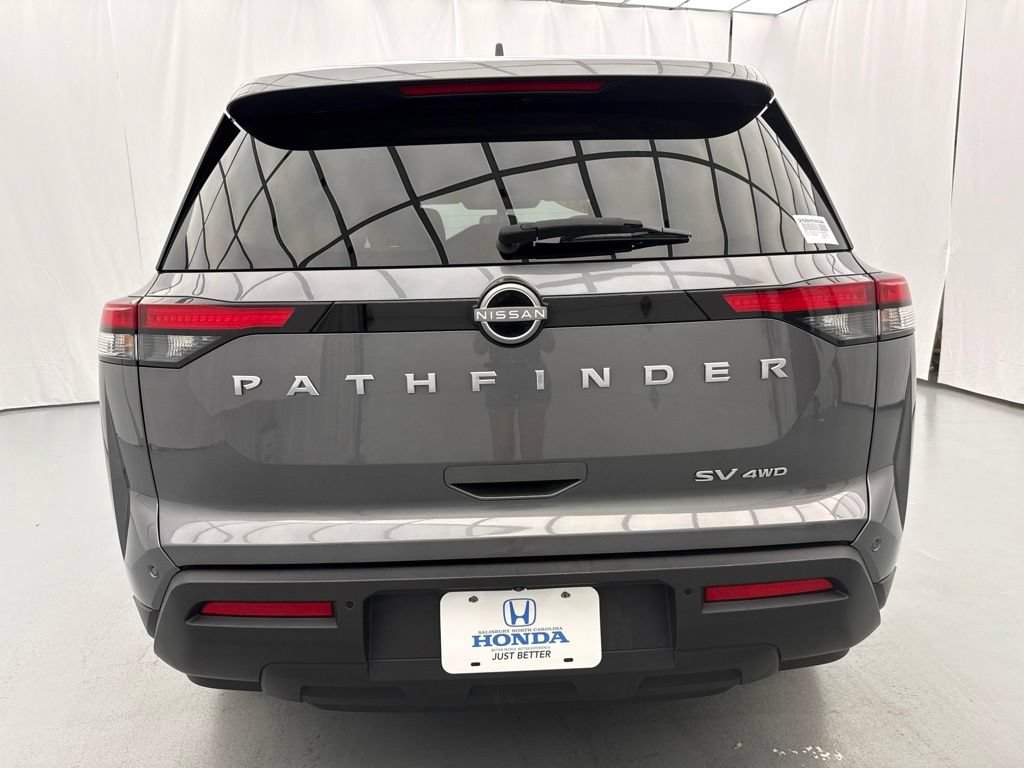 Used 2024 Nissan Pathfinder SV AWD/4WD image 8