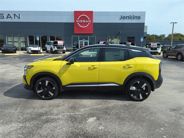New 2026 Nissan Kicks SR image 9