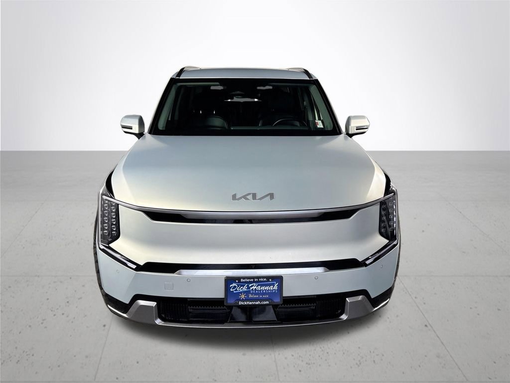 Certified 2024 Kia EV9 Land AWD/4WD image 3