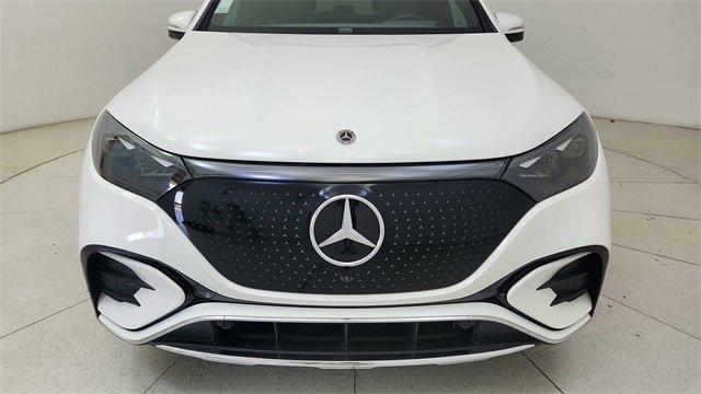 Used 2023 Mercedes-Benz EQE 500 4MATIC SUV w/ Exclusive Trim Package image 8