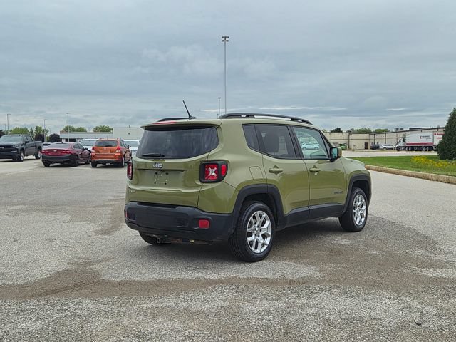 Used 2015 Jeep Renegade Latitude w/ Popular Equipment Group AWD/4WD image 5