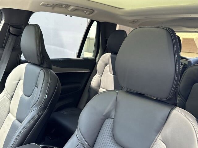 New 2024 Volvo XC90 T8 Ultimate w/ Protection Package Premier image 20