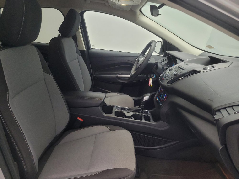 Used 2018 Ford Escape SE FWD image 21