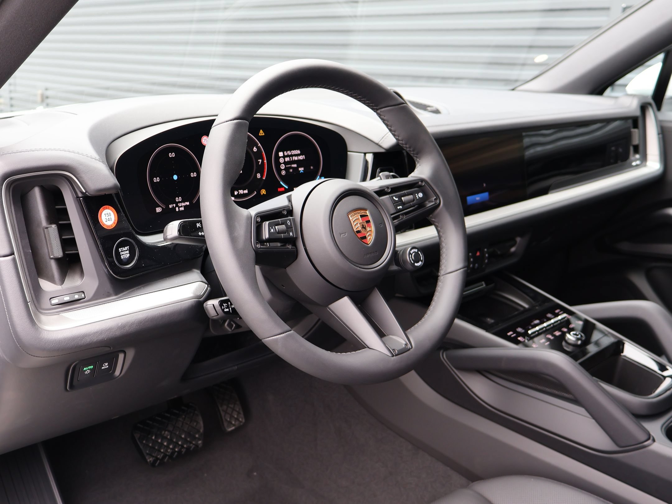 New 2026 Porsche Cayenne Coupe AWD/4WD image 4