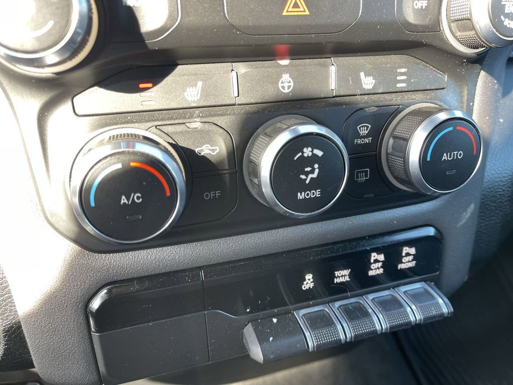 Used 2021 RAM 1500 Big Horn AWD/4WD image 18