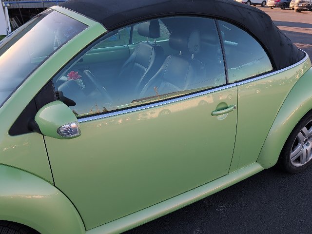 Used 2005 Volkswagen Beetle GLS FWD image 5