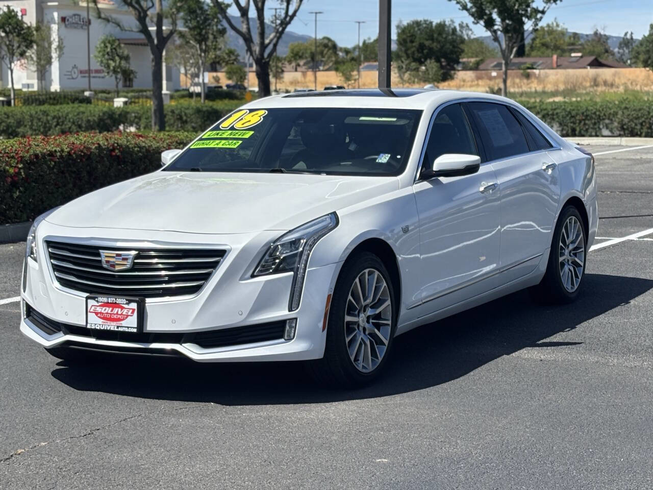 Used 2018 Cadillac CT6 Luxury image 2