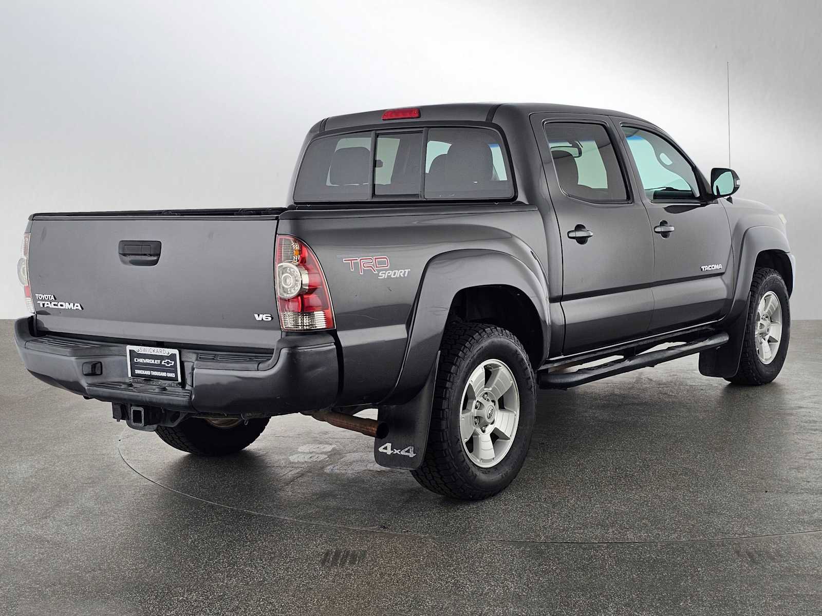 Used 2013 Toyota Tacoma 4x4 Double Cab w/ TRD Sport Pkg image 3