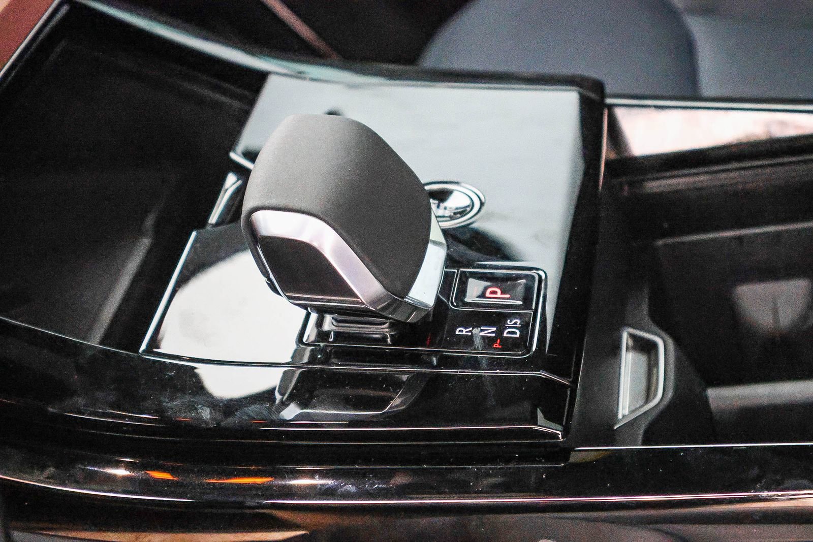 Certified 2024 Land Rover Range Rover Sport SE image 23