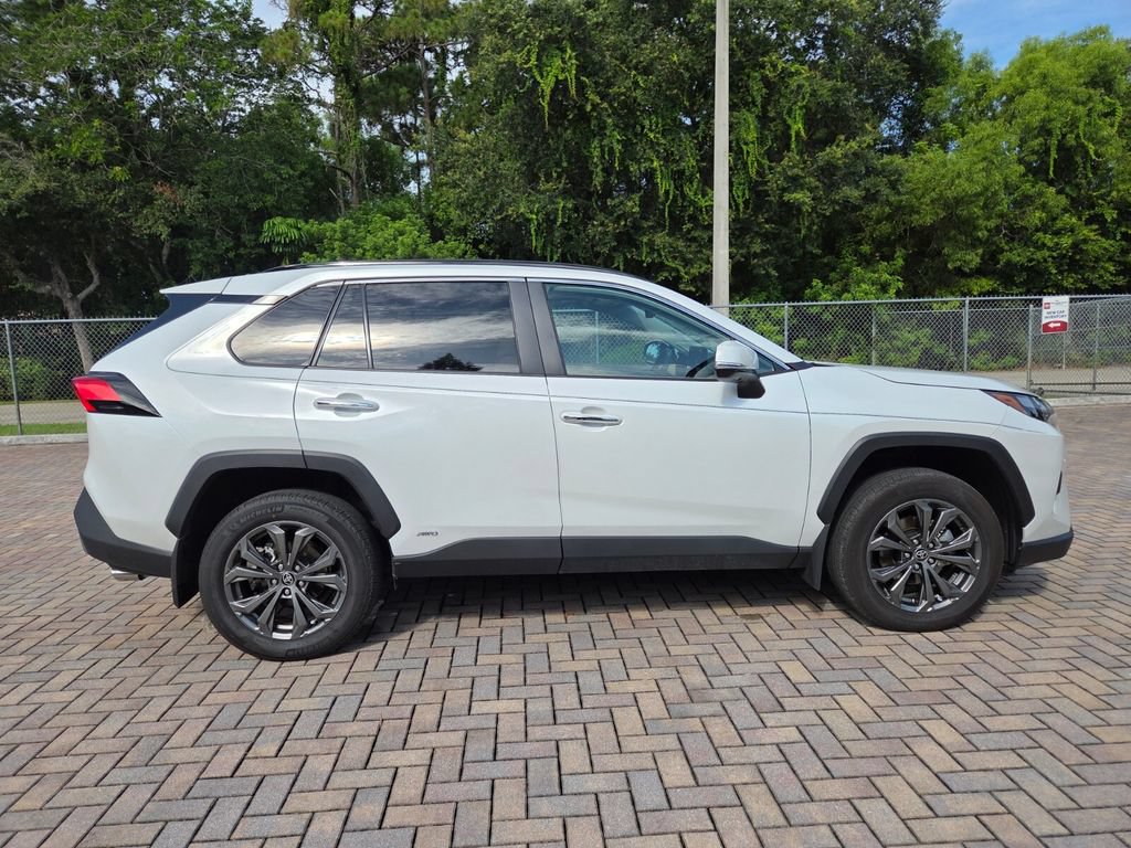 Used 2025 Toyota RAV4 Limited w/ Advanced Technology Package AWD/4WD image 12