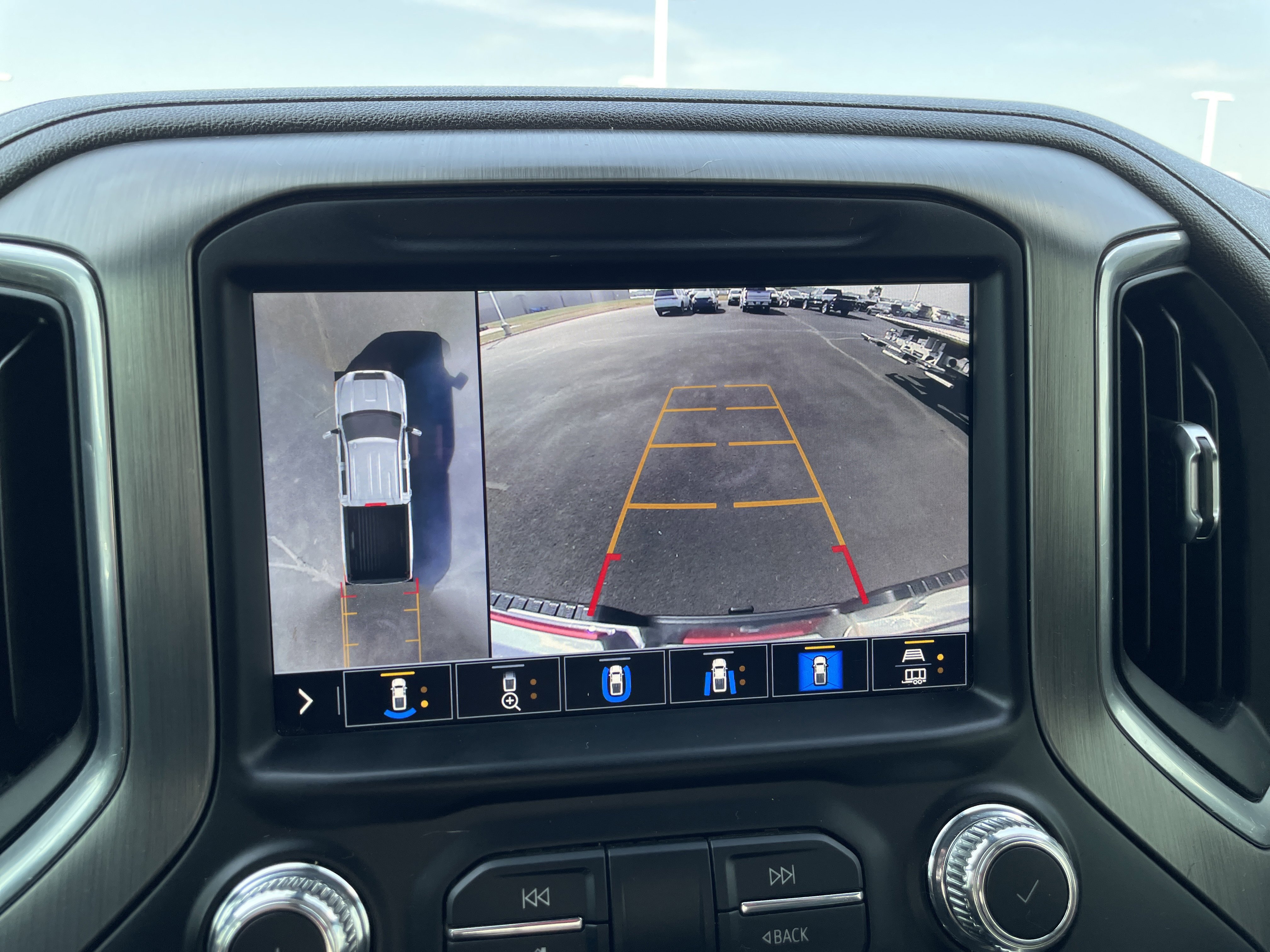 Used 2021 GMC Sierra 2500 Denali w/ Denali Ultimate Package image 13