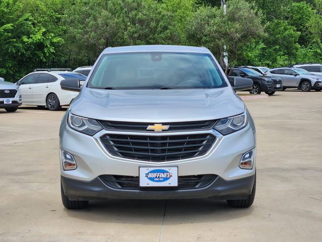 Used 2021 Chevrolet Equinox LS w/ LS Convenience Package FWD video 2