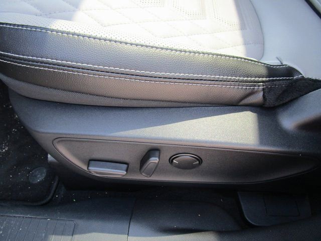 New 2024 Ford Escape SE w/ PHEV Premium Package image 28