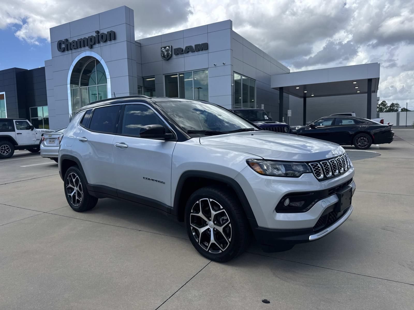 Used 2024 Jeep Compass Limited
