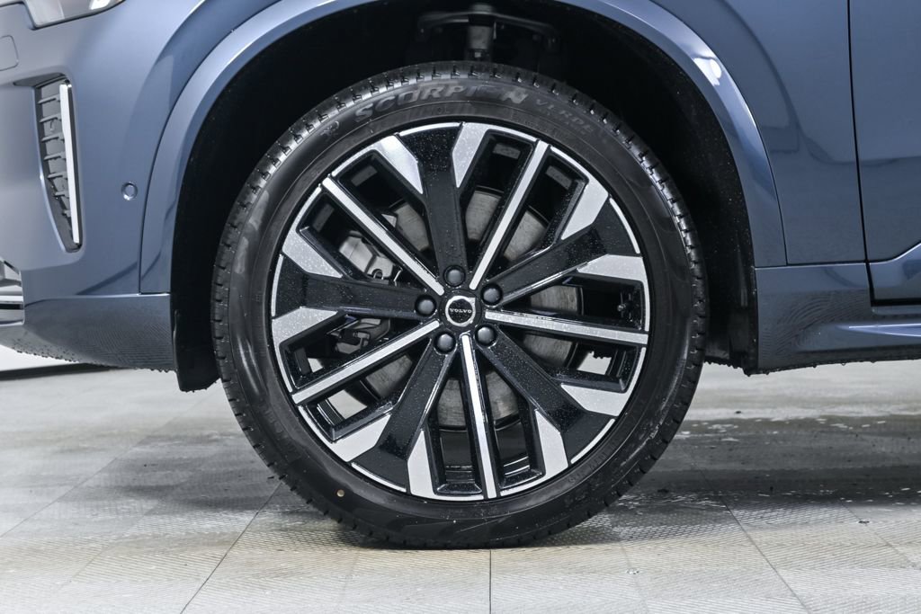 New 2026 Volvo XC90 T8 Ultra w/ Protection Package Premier image 37