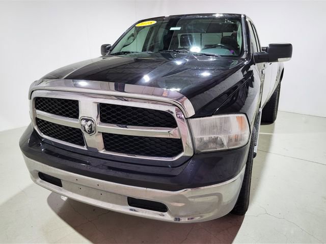 Used 2018 RAM 1500 Classic SLT w/ Luxury Group image 10