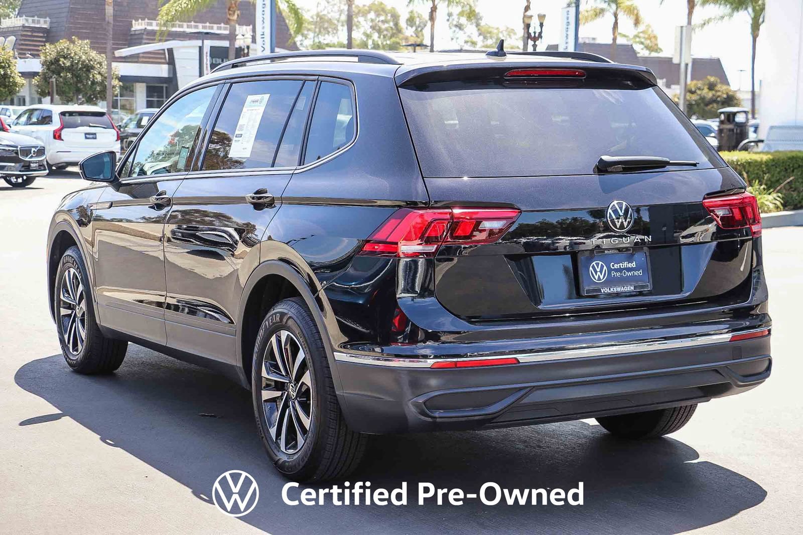 Used 2023 Volkswagen Tiguan S w/ IQ.Drive Package FWD image 9
