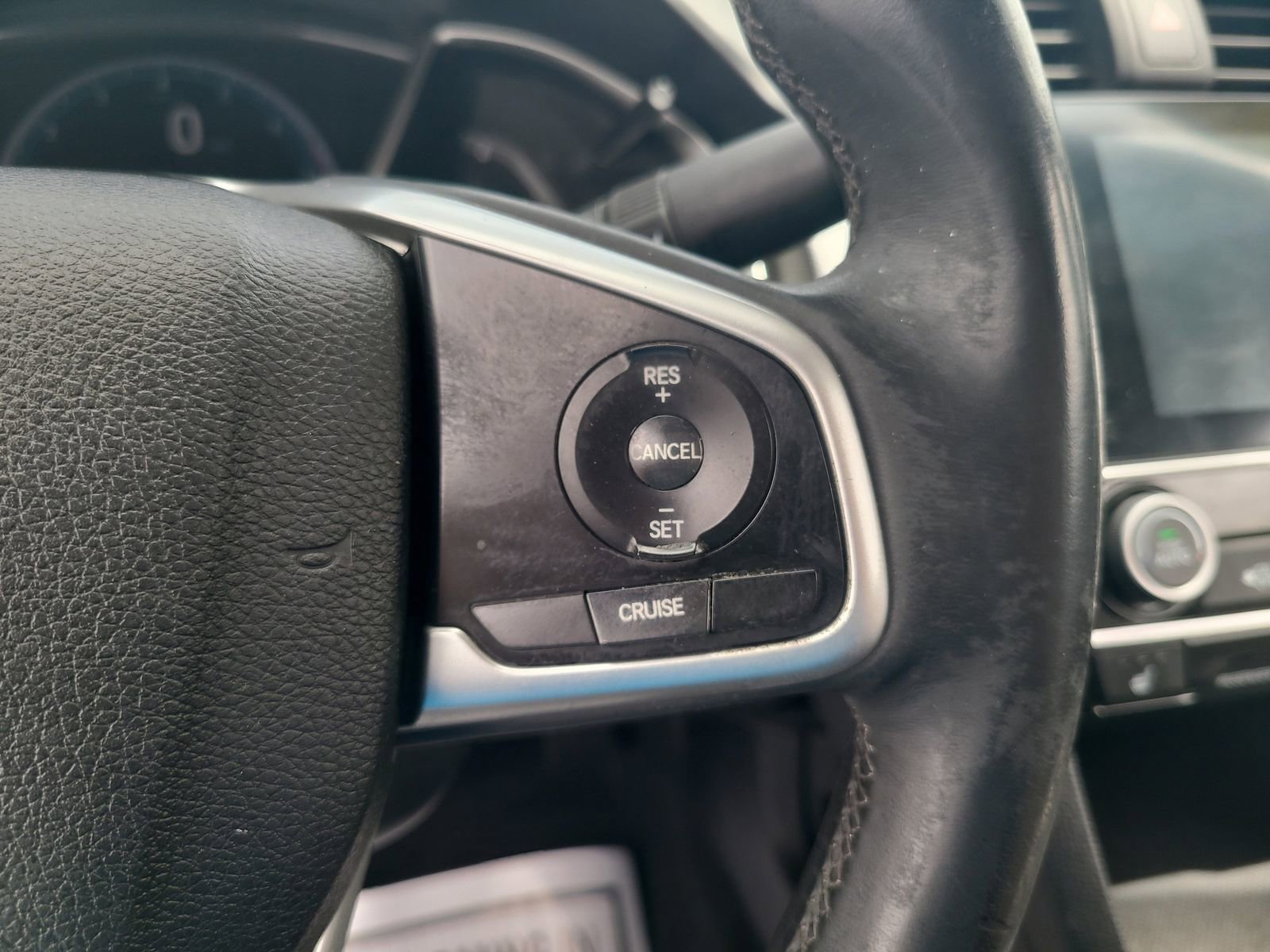 Used 2018 Honda Civic EX-T image 12