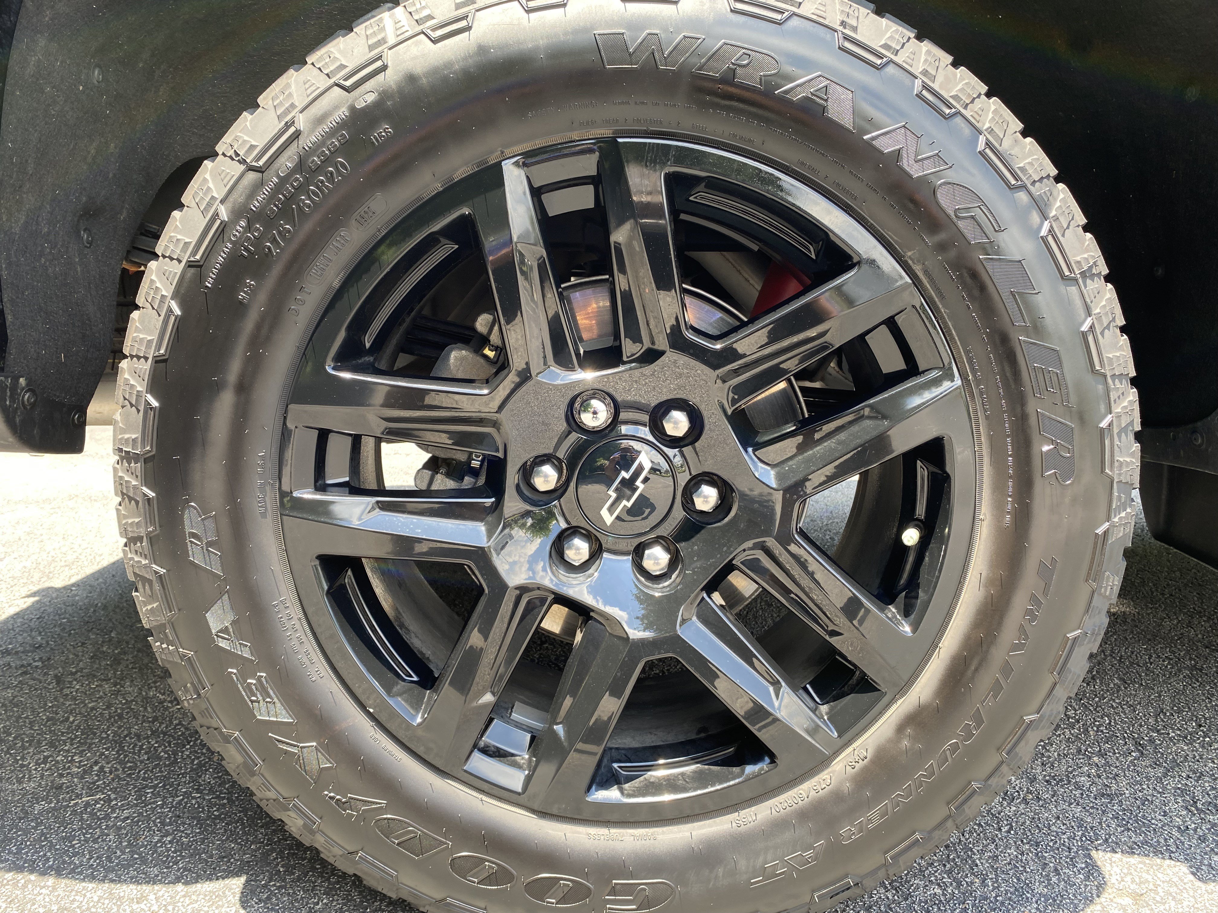 Used 2025 Chevrolet Silverado 1500 High Country w/ Midnight Edition AWD/4WD image 50
